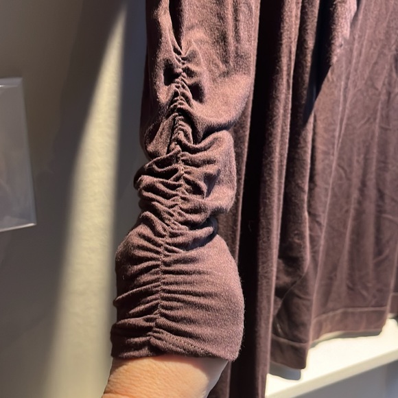 GORGEOUS KENNETH COLE REACTION CARDIGAN - Picture 4 of 4